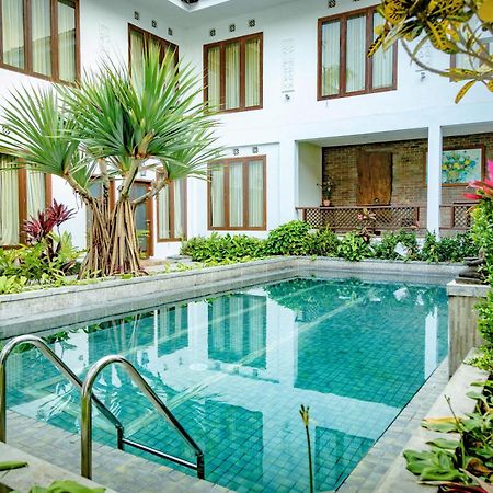 Family Hotel Gradia 2 Бату Экстерьер фото
