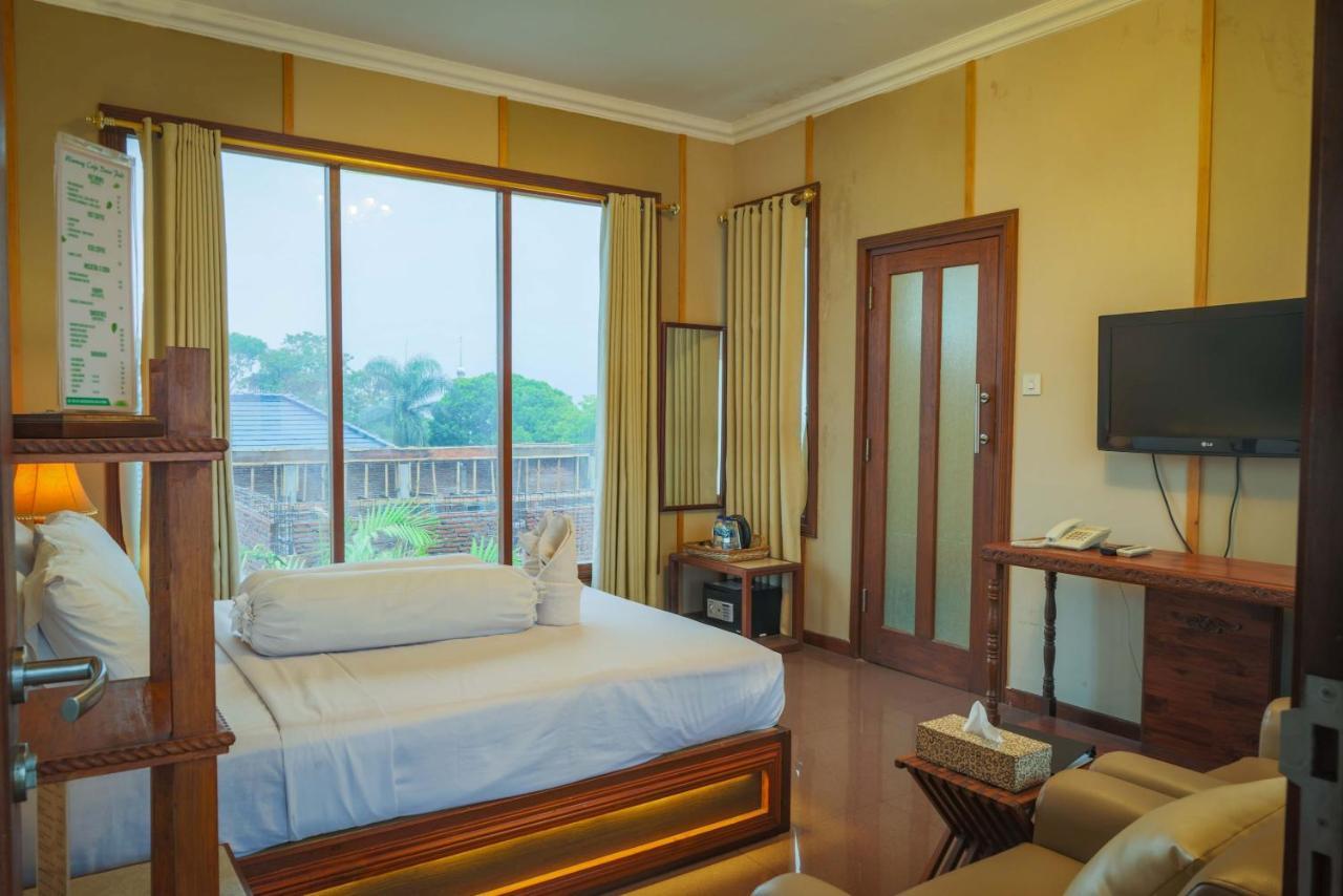 Family Hotel Gradia 2 Бату Экстерьер фото
