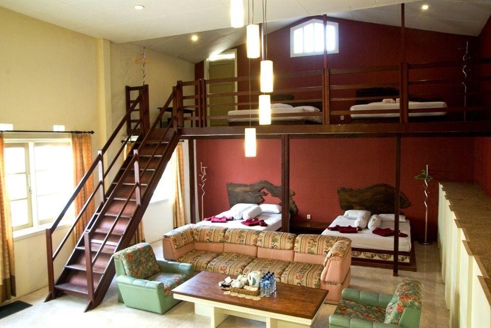 Family Hotel Gradia 2 Бату Экстерьер фото